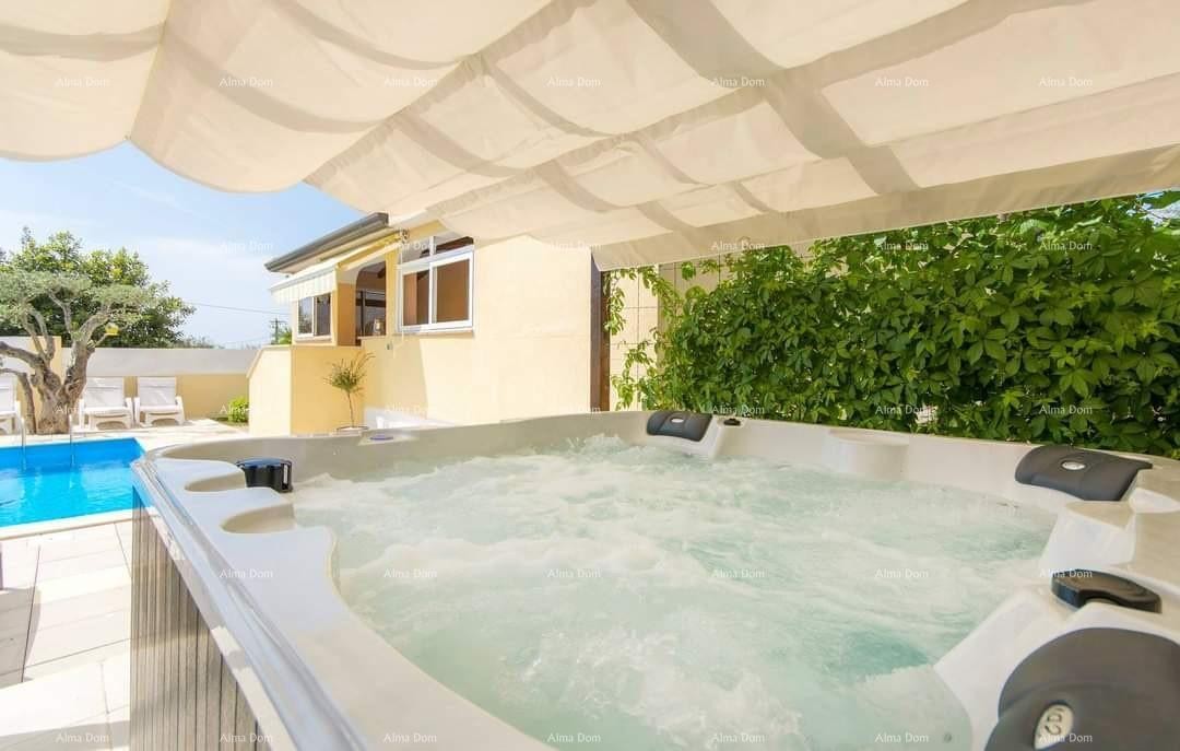 Hiša s bazenom v Poreču! 6