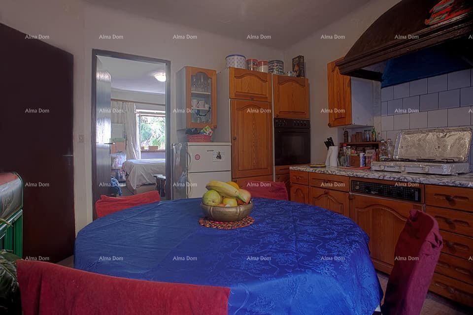 Prodaja stana u centru stare jezgre, Novigrad! 3