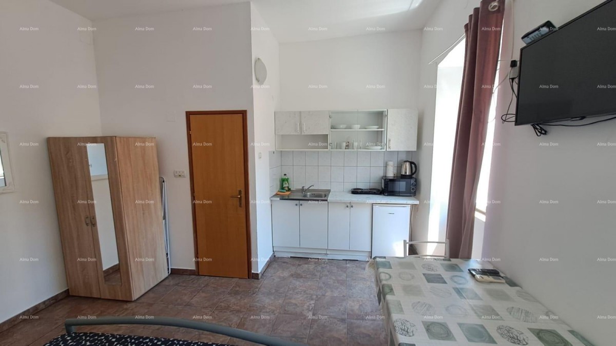 Pula, strogi centar – 90,30 m² | 4 urejena studio apartmaja | Pogled na Zlatna vrata | Uhodano turistično podjetje 17