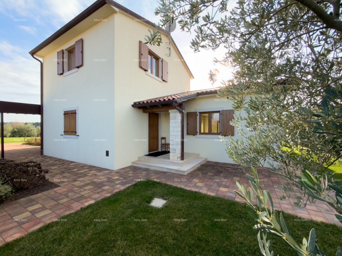 Vendiamo una villa con vista sui Brioni! 1