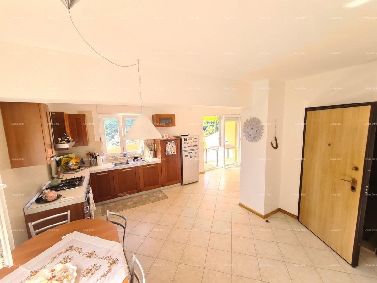 Apartman sa otvorenim  pogledom na uvalu i more. 12