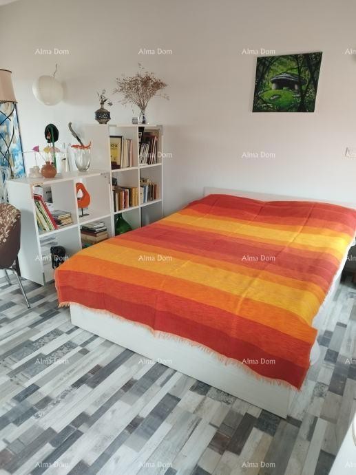 Prodaje se dvoetažni stan, 82 m2, u Brtonigli 3