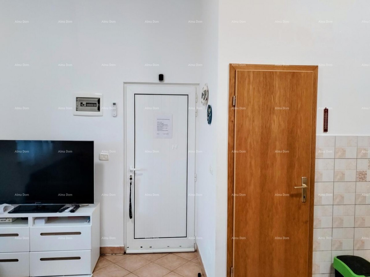 Prodaja - stan s terasom i prakirnim mjestom, Lovrečica! 5