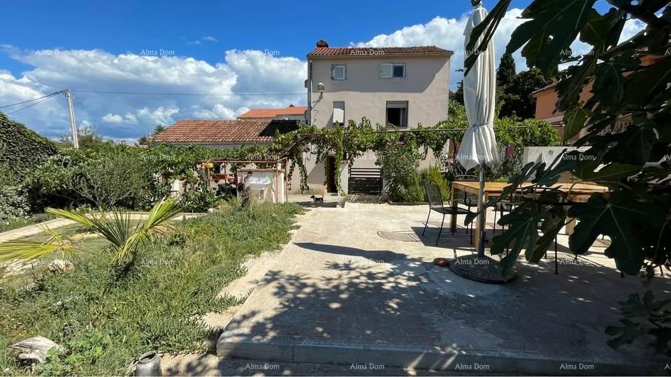 Prodaja - dve hiše na odlični lokaciji s pogledom na morje - Medulin, Vinkuran! 2