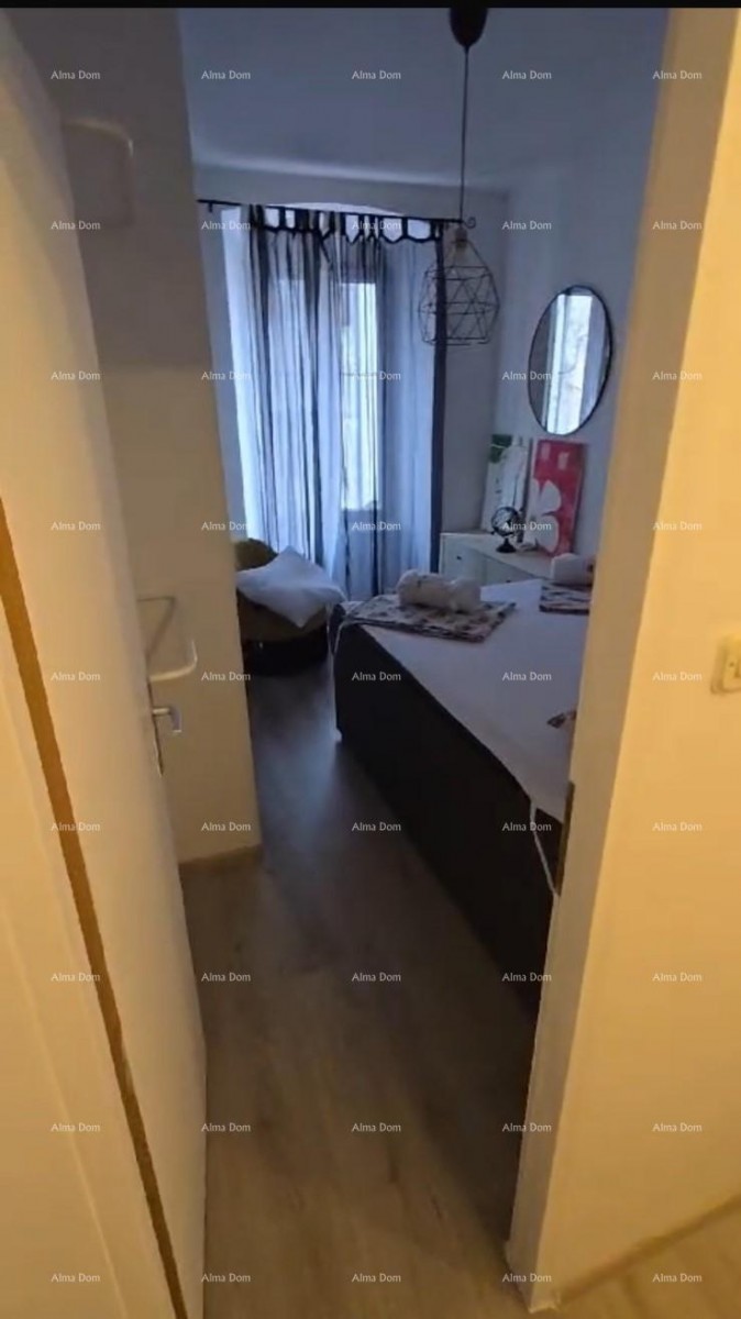 In vendita appartamento 83 m² – Pula, centro 7