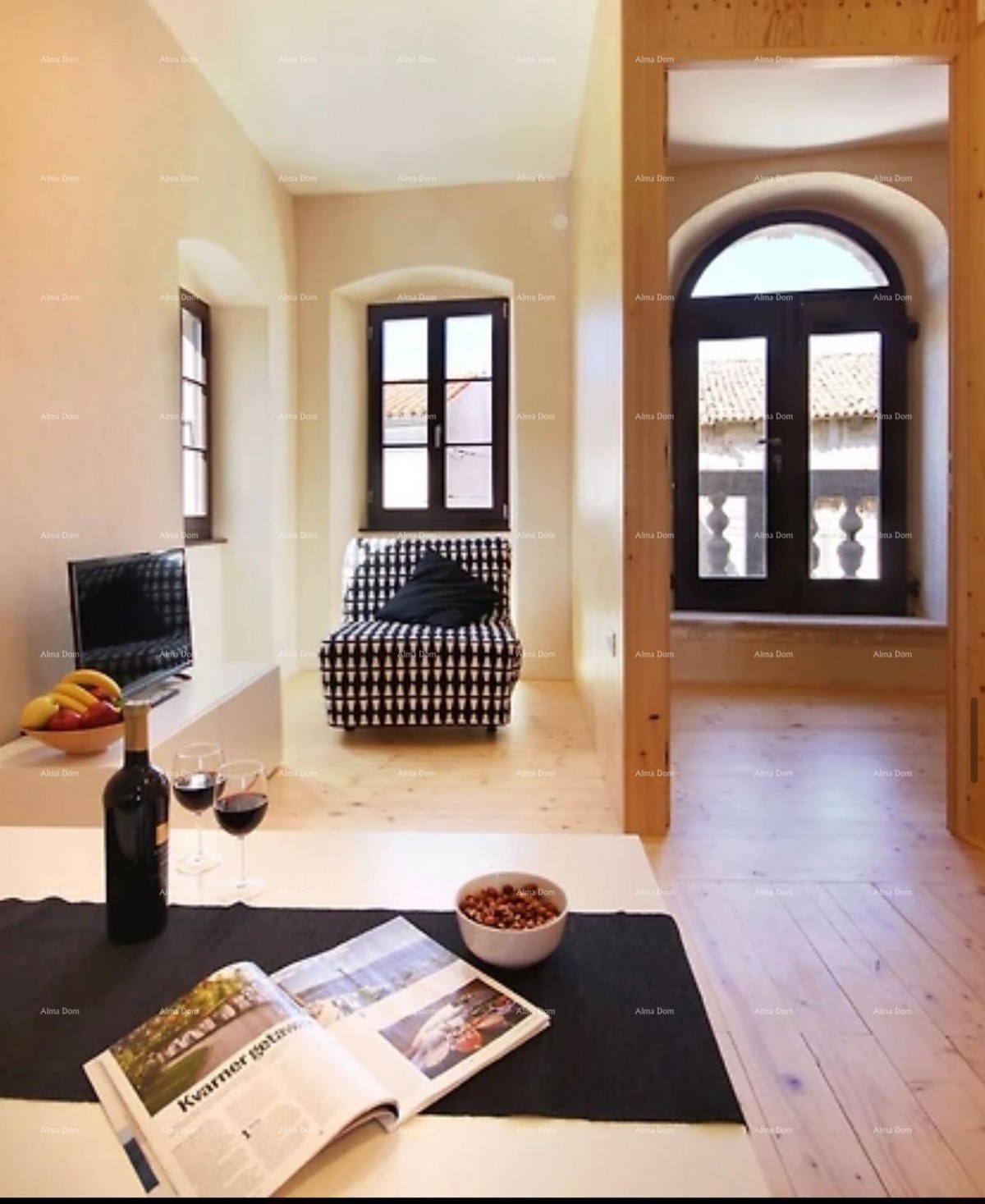 Отремонтировано! Продажа старой виллы 17 века в Водняне. 1