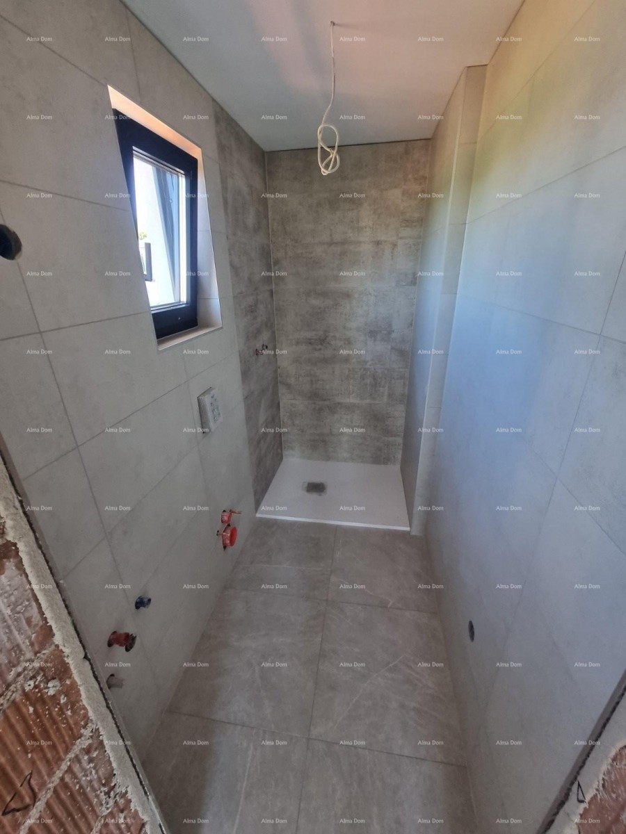 Продается дом с бассейном и видом на море – тихая деревня Раша 11