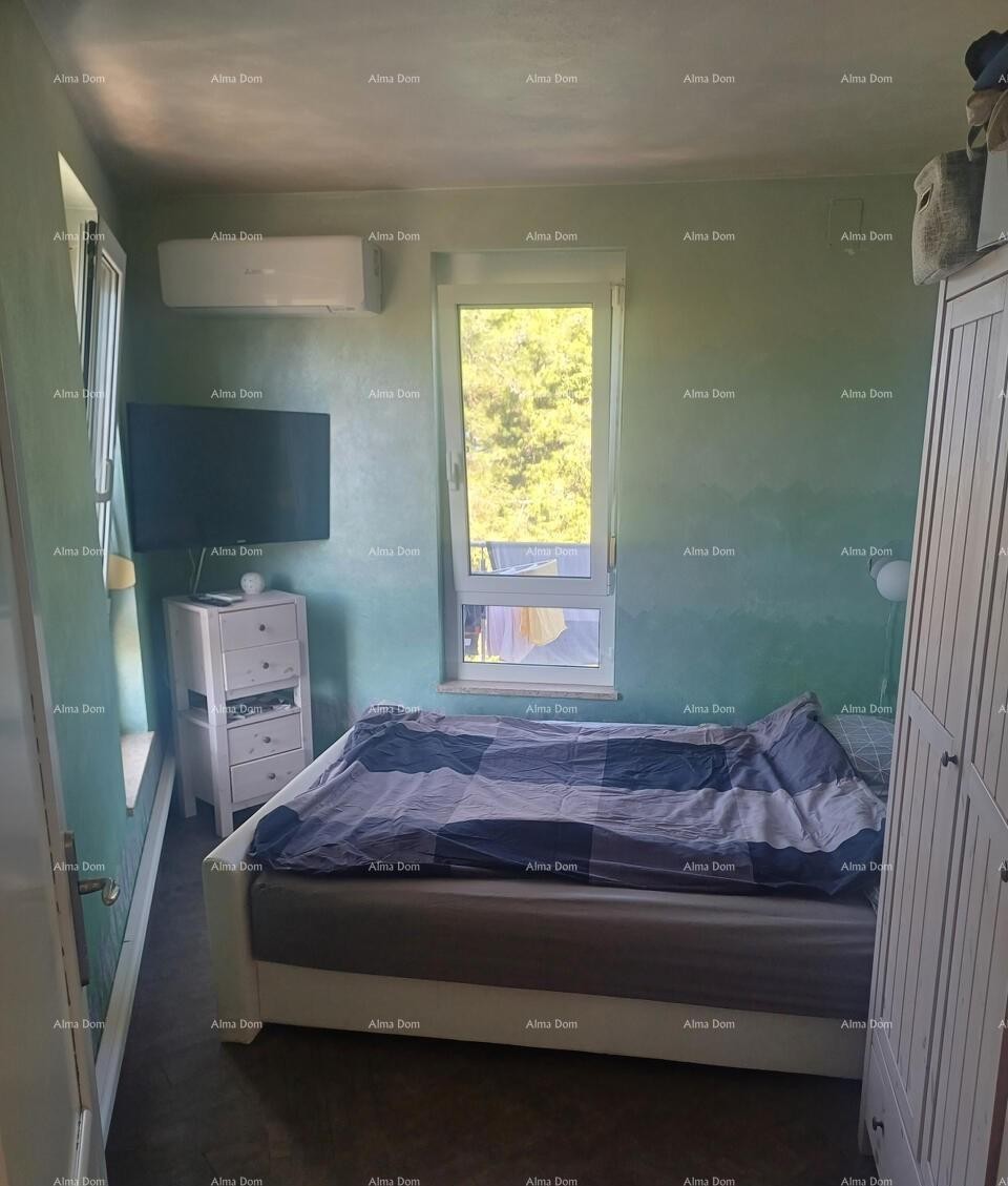 Prodaje se stan od 89 m2, Buje 11