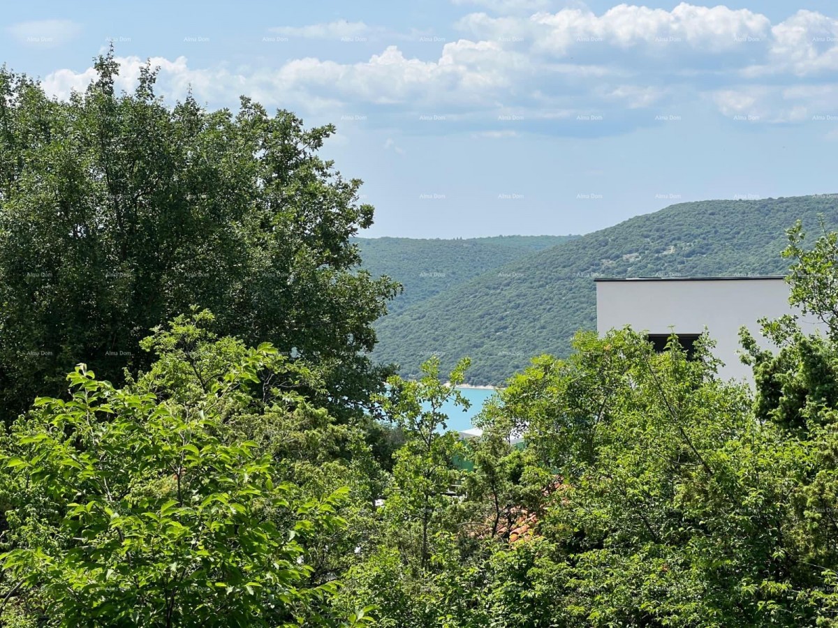 TRGET, GRAĐEVINSKO ZEMLJIŠTE – 924 m² S DELIMIČNIM POGLEDOM NA MORE 4