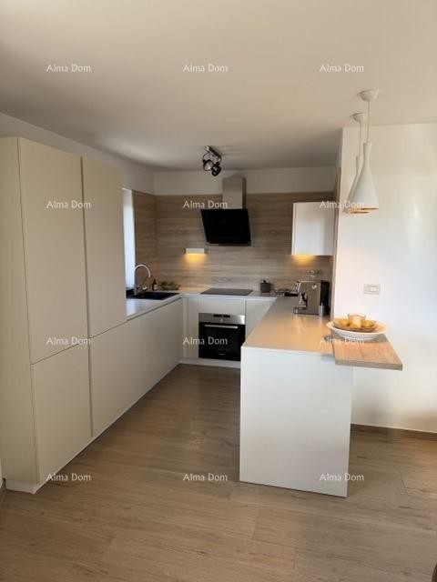 Mediteranska kuća s bazenom i pogledom na more , Raša 2