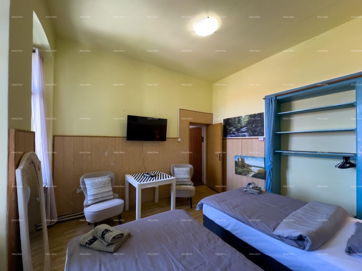 Prodaja stanovanja v centru s 4 stanovanjske enote, Pula! 37