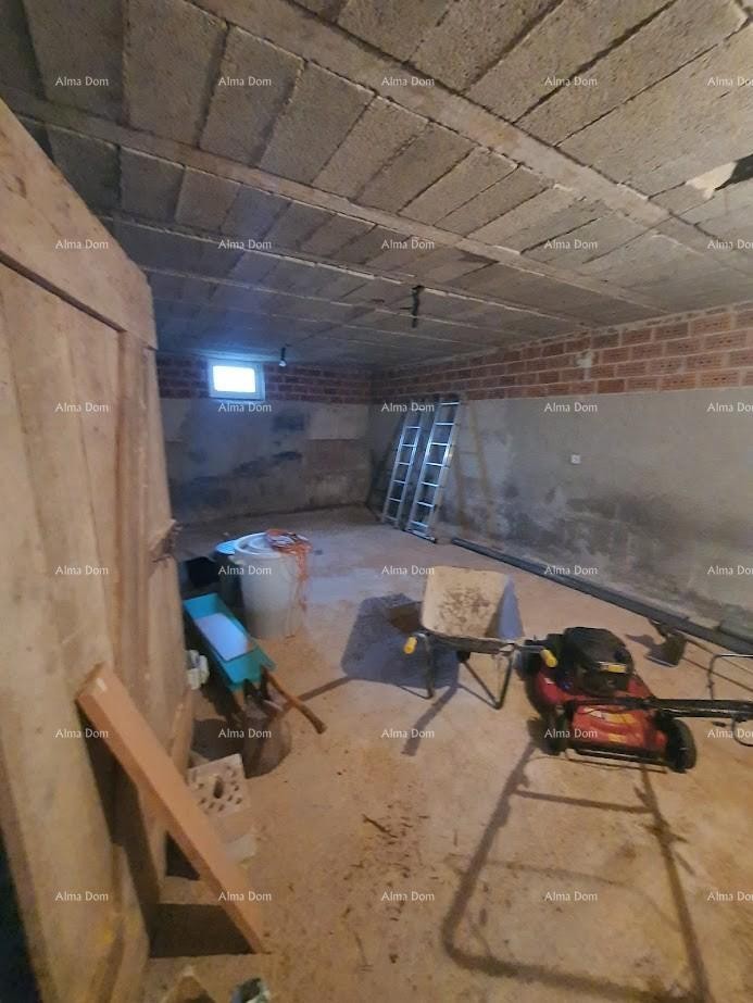 Семейный дом с гаражом, погребом и возможностью покупки дополнительного участка земли – 30 минут от Пулы 23