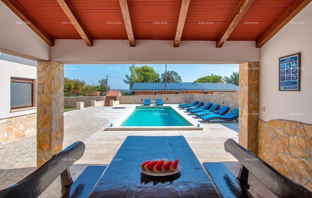 Премантура, отдельный дом с 5 спальнями. Близость к морю. 4