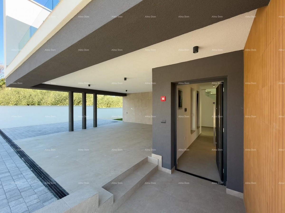 Nova moderna vila blizu morja! 2