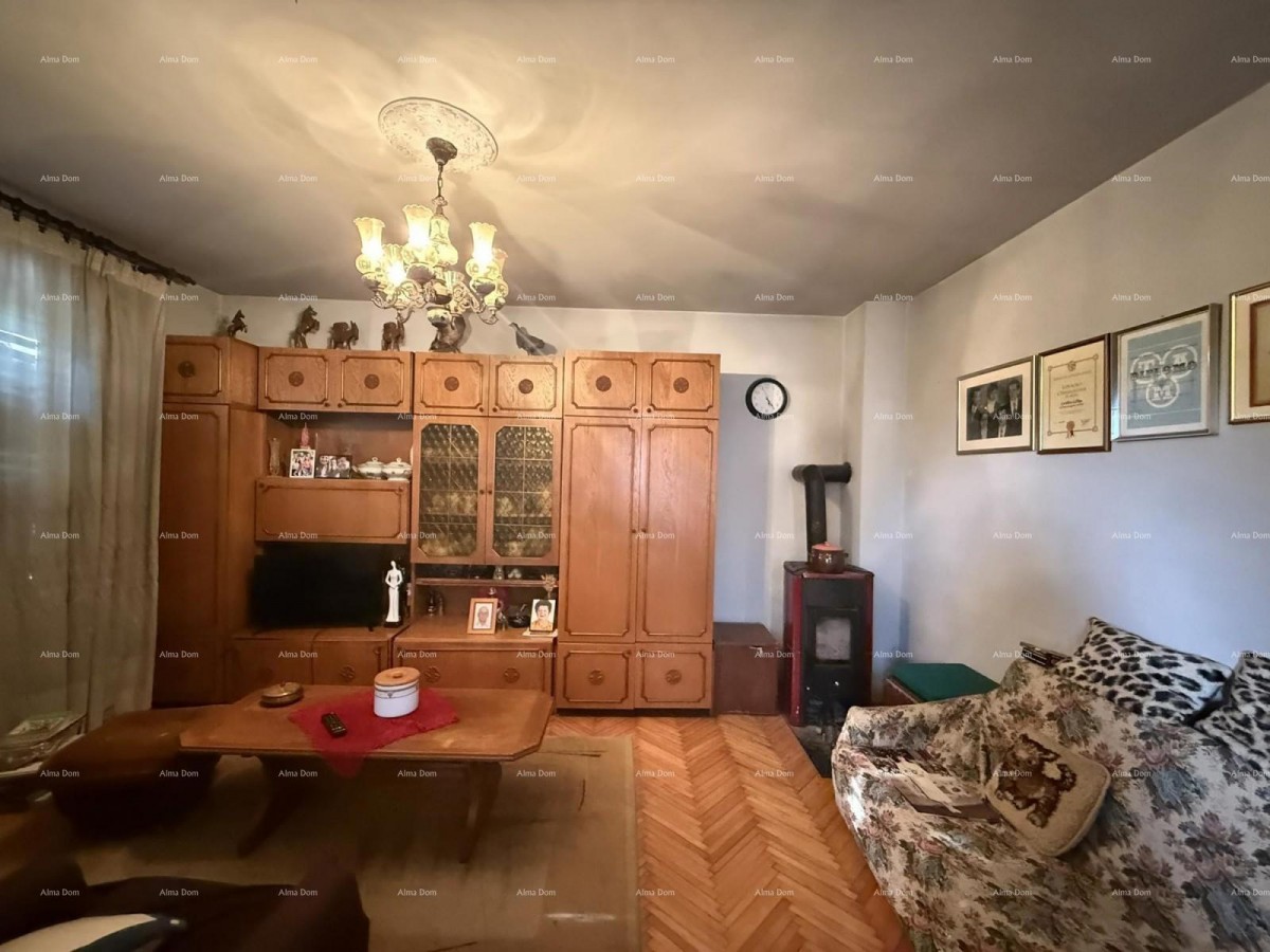 Affascinante casa familiare con ampio giardino e terreno edificabile aggiuntivo vicino a Barban 11