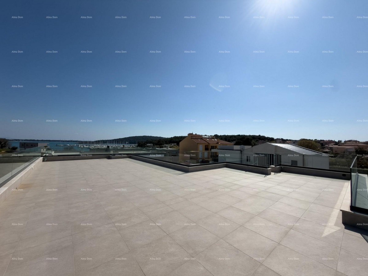 Nova moderna vila blizu morja! 44