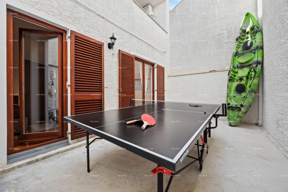 Appartamento in vendita in un'ottima posizione, Pola!Veruda Porat 17