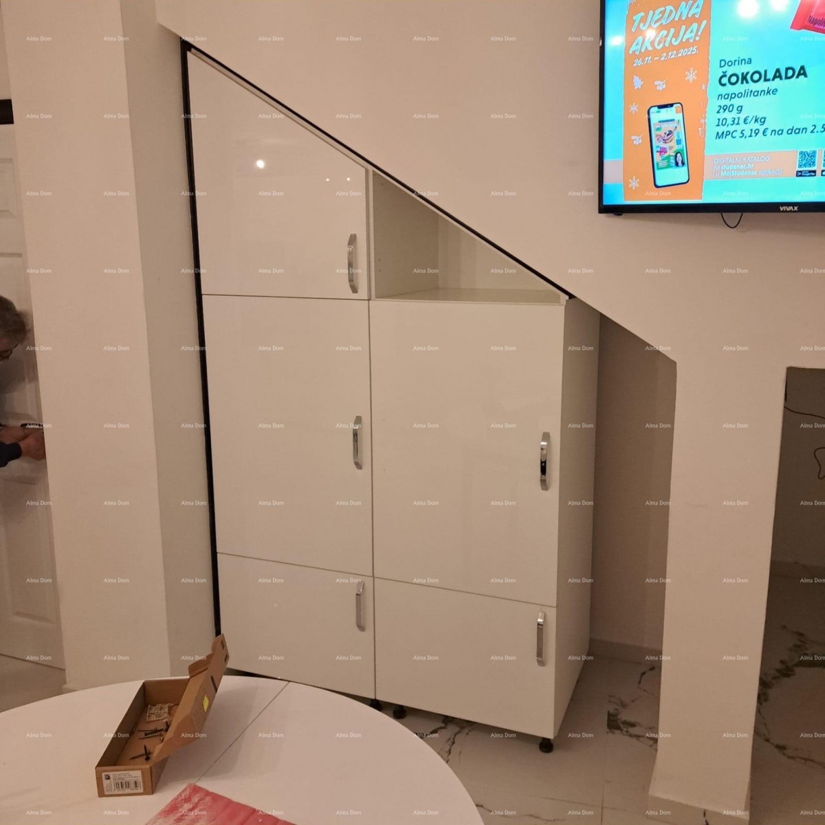 ŽMINJ – Solastniški del hiše naprodaj (3 stanovanjske enote) 16