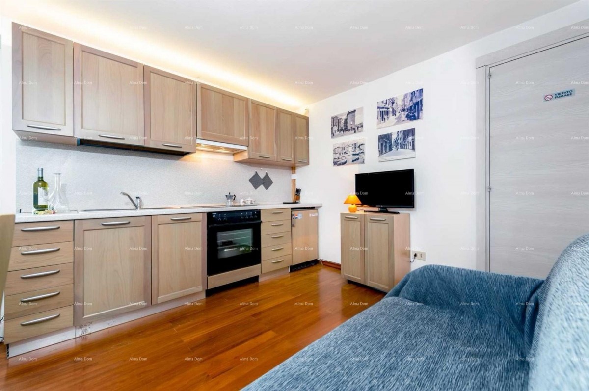 Rovinj – Apartment with a Sea View in the Heart of the City, 50 m from the Sea 18