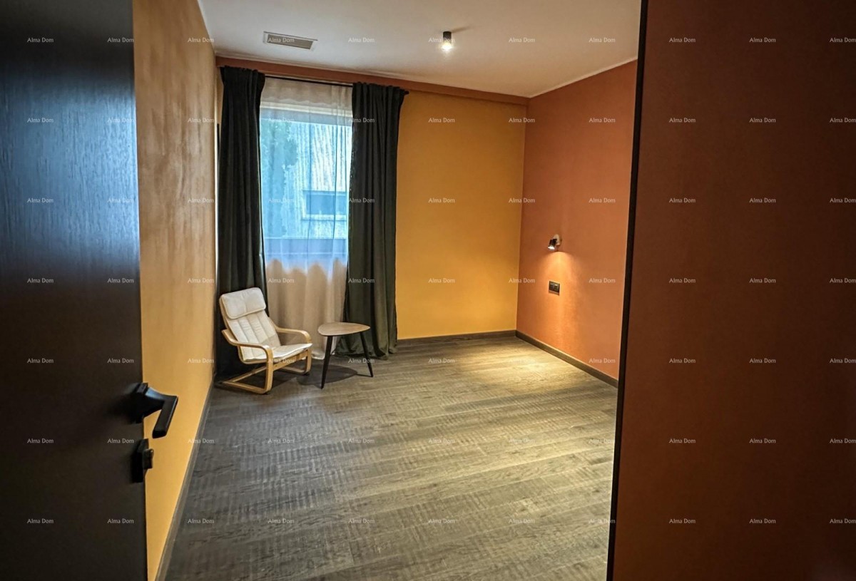 Rovinj. Apartment on the first floor of the house 19