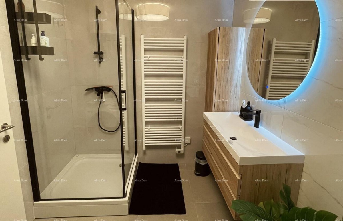 A moder apartment in a new building for sale, Umag! 6