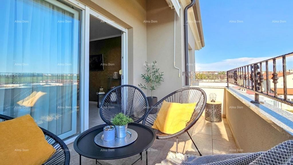 Novigrad – Dvoetažni stan 84 m² s terasom i parkingom 23