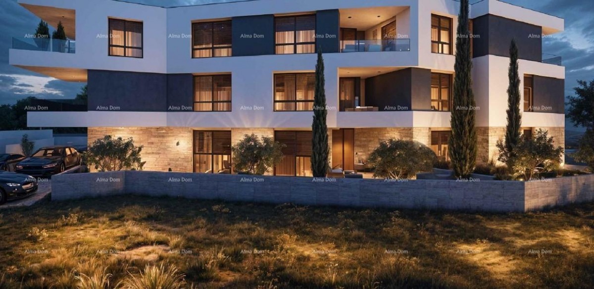 Comfortable apartment in Pula, 3000 m from the center and the sea – ideal for a family or investment! 2