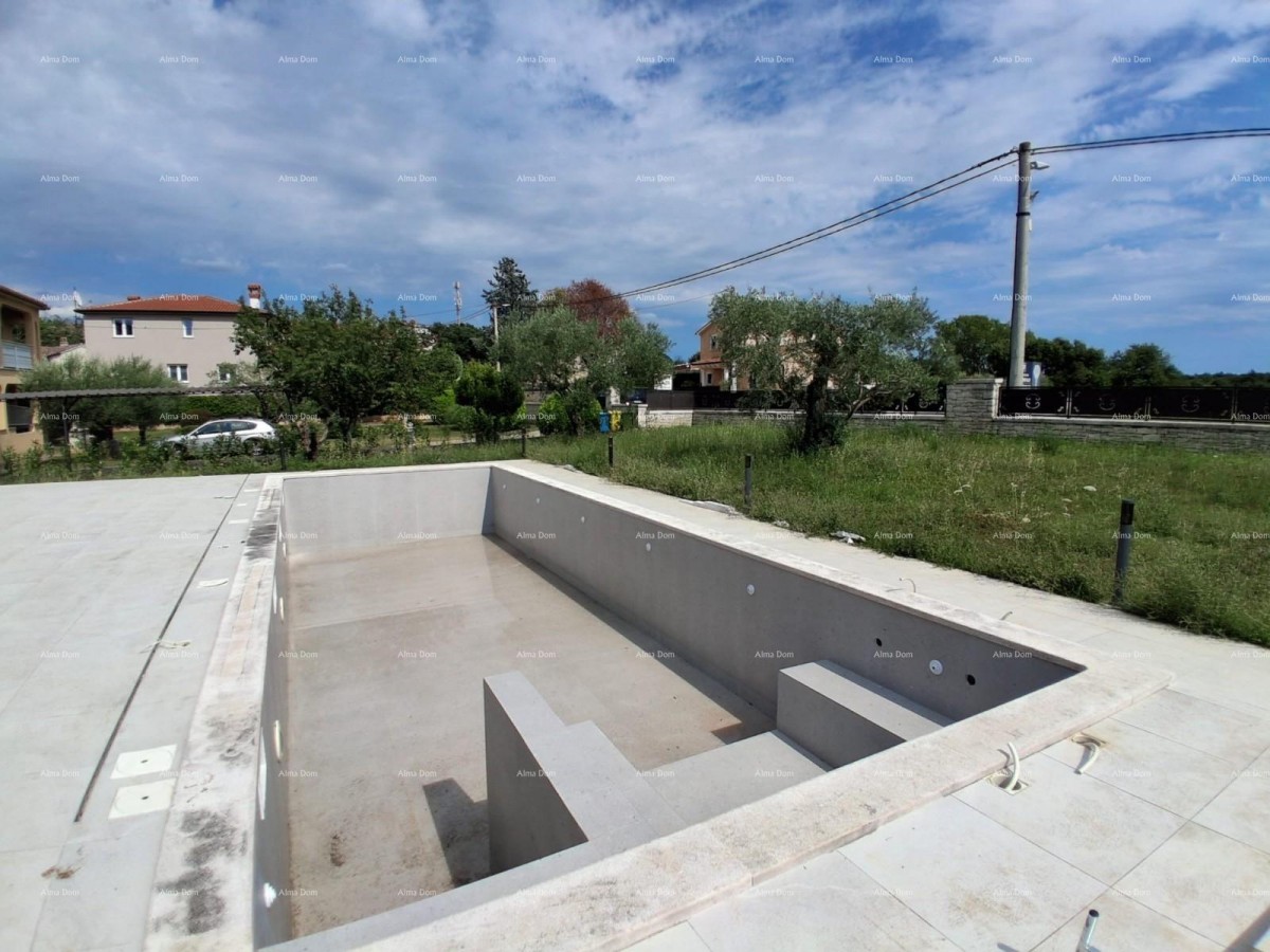 Продажа - роскошный дом на большом участке с бассейном, спа-салоном и тренажерным залом, Пореч! 9