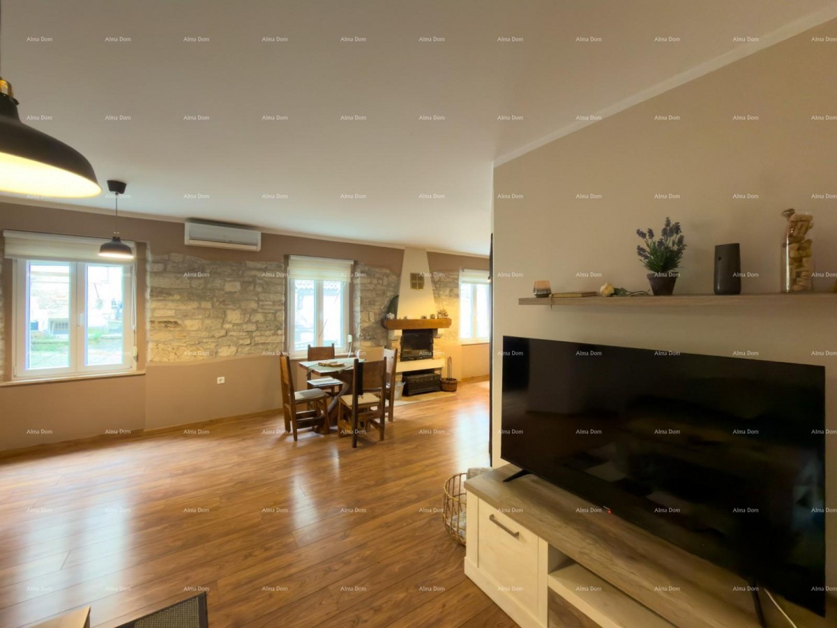 FORUM PEDESTRIAN ZONE. Sale of a beautifully decorated apartment in an attractive location, Pula, city center! 1