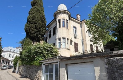 Vendita di un appartamento in centro con 4 unità abitative, Pola!