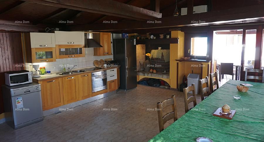House with a restaurant near Ližnjan - Great investment! 18