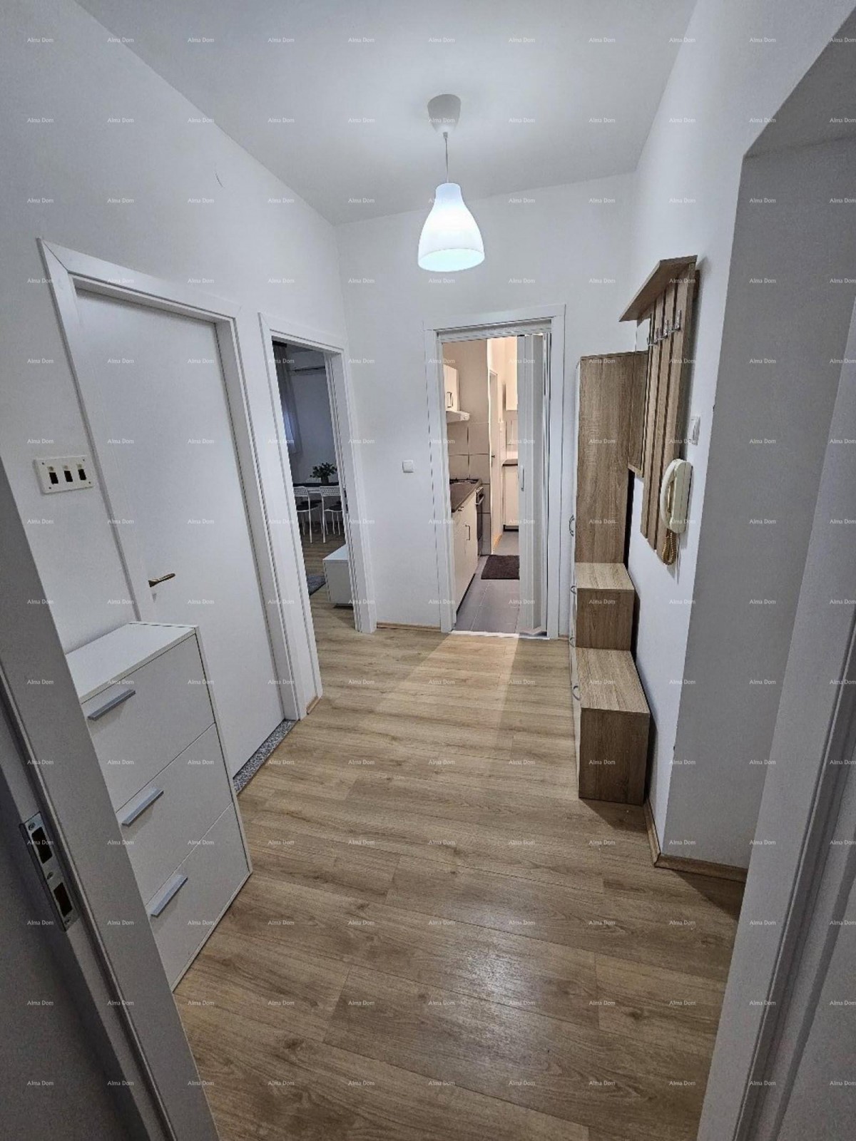 PULA, JEDNOSOBAN STAN – 50 m² 4