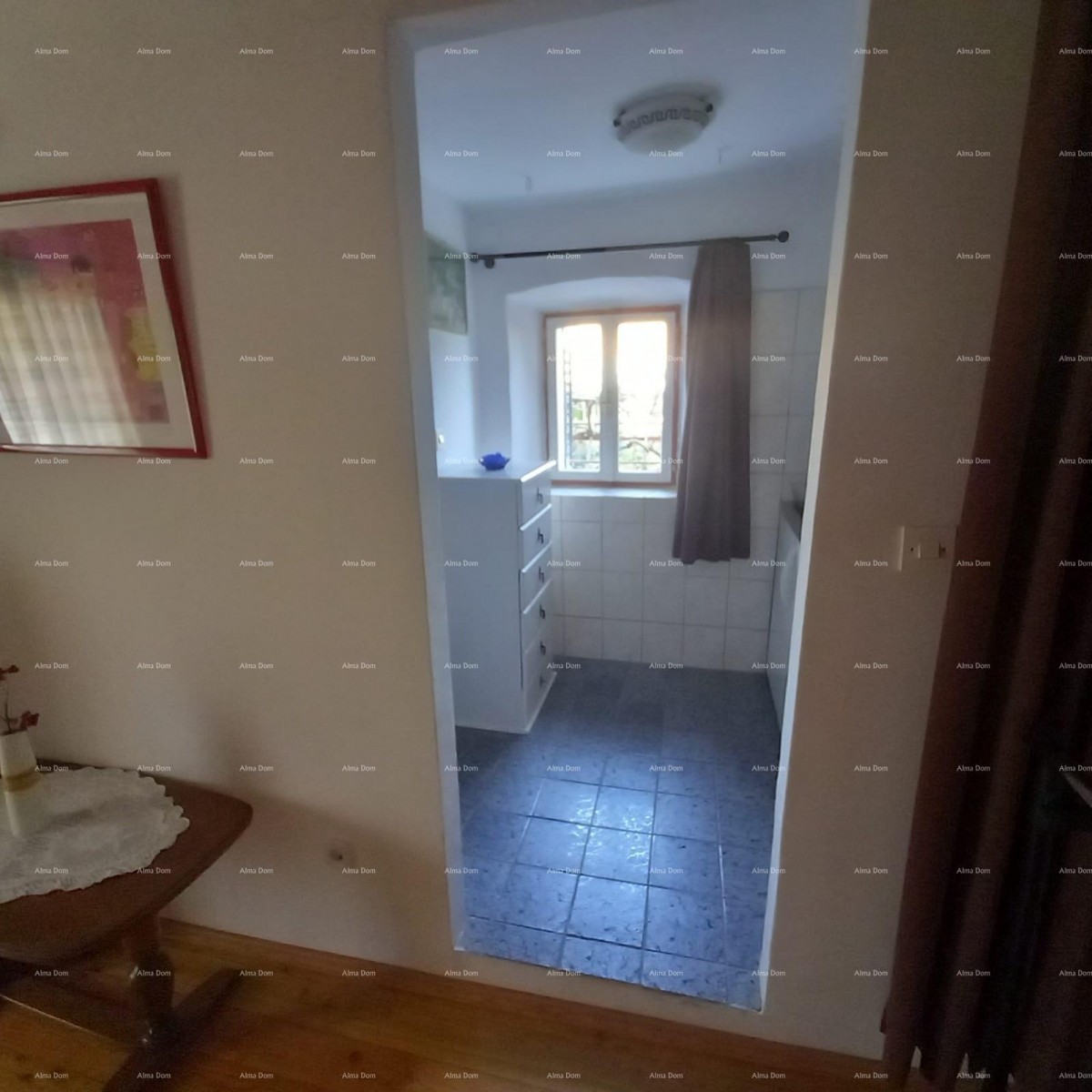 Prostrana kuća u Marčani s tri kata i vrtom-prodaja. 29