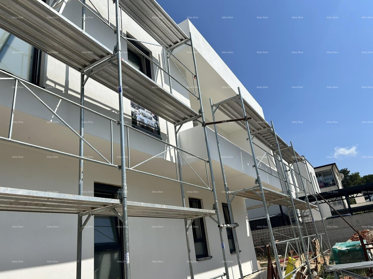 Продаем квартиру в прекрасном месте Умаг 1