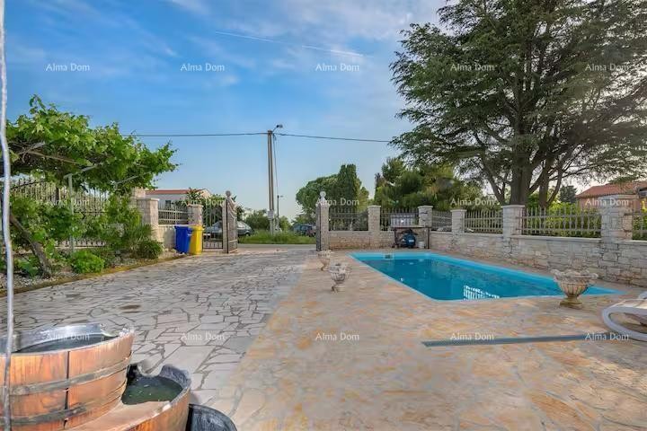 Eccellente opportunità! Vendita - casa attraente con piscina e giardino curato, Banjole! 8