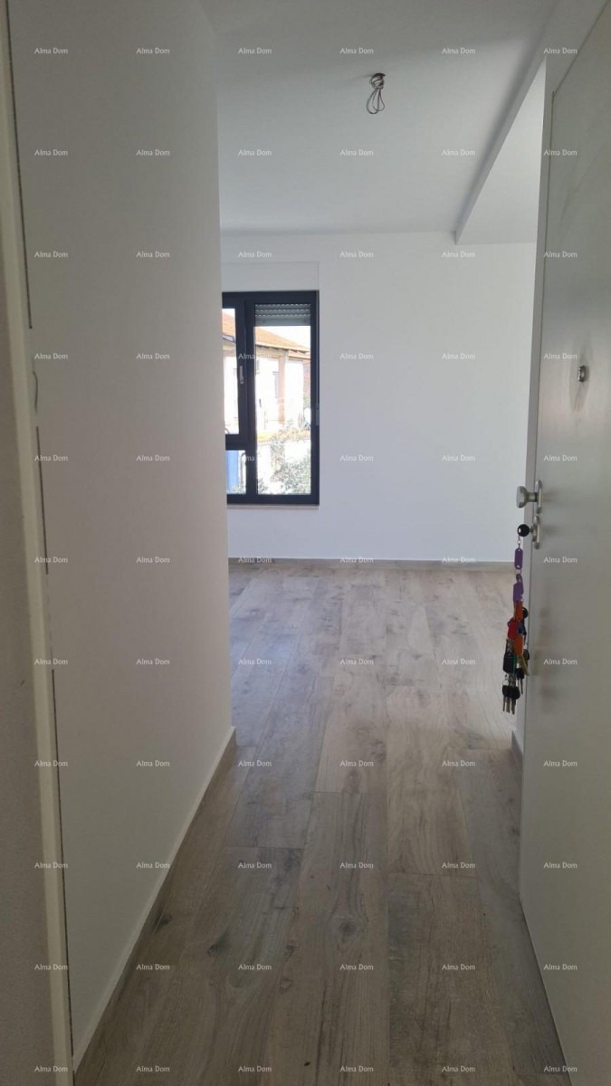 Appartamento moderno con due posti auto, nel blocco B, vicino a Umago! s2 8