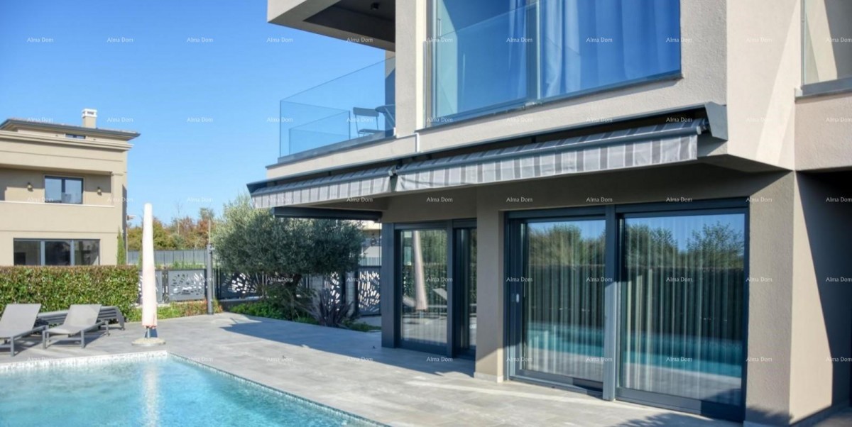 МОДЕРНАНАЯ РОСКОШНАЯ ВИЛЛА С БАССЕЙНОМ 500 М ДО МОРЯ 1