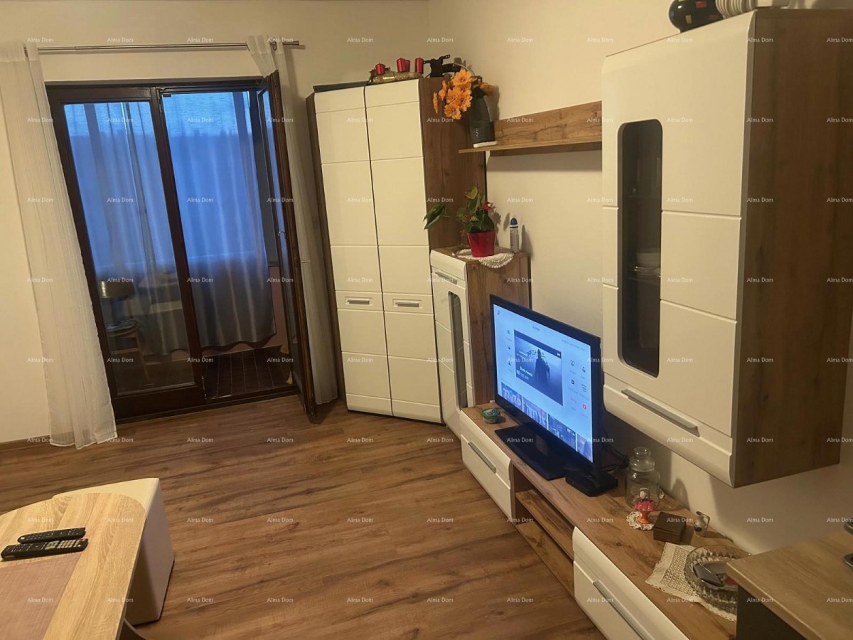 Umag, opremljena garsonjera, 28 m2 2