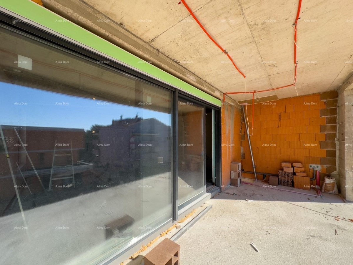 Продается квартира на втором этаже небольшого дома! 31