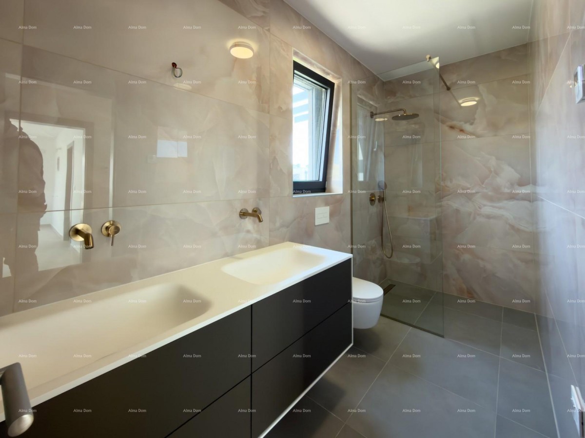 Moderna vila 100 m od morja! 34