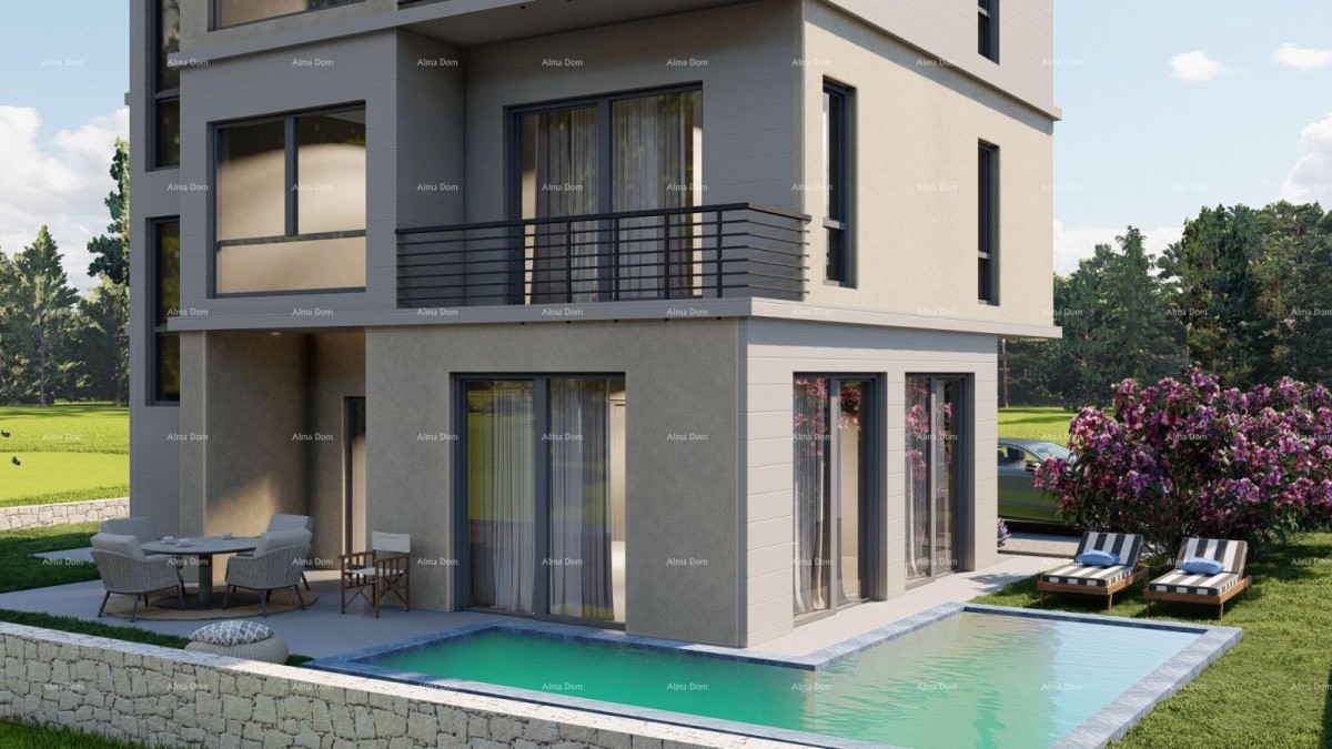Spacious apartment in the center of Pula with three rooms and modern amenities. 1
