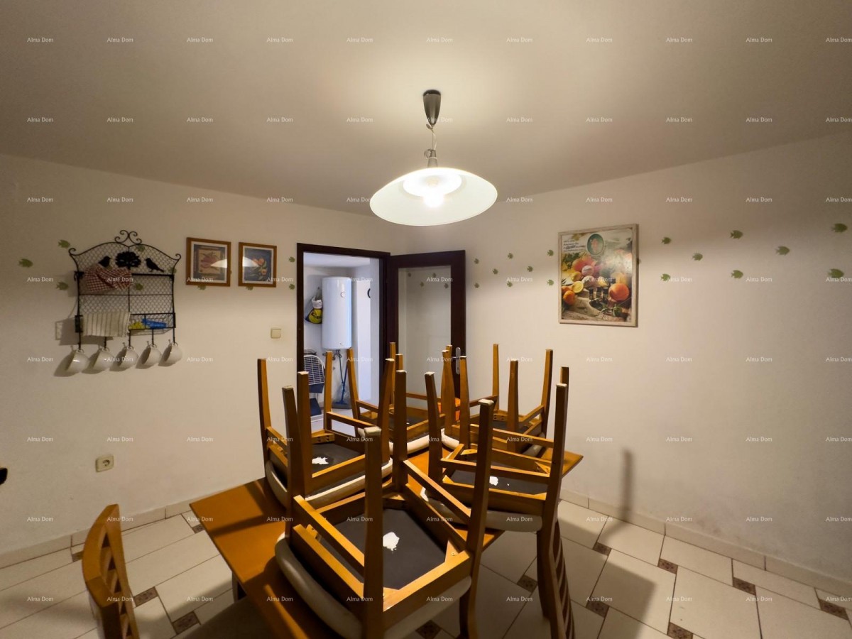 For sale: House in the center of Ližnjan! 7