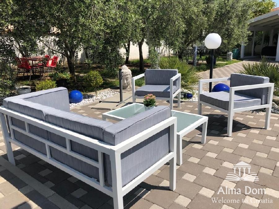 5 star holiday villa. 23