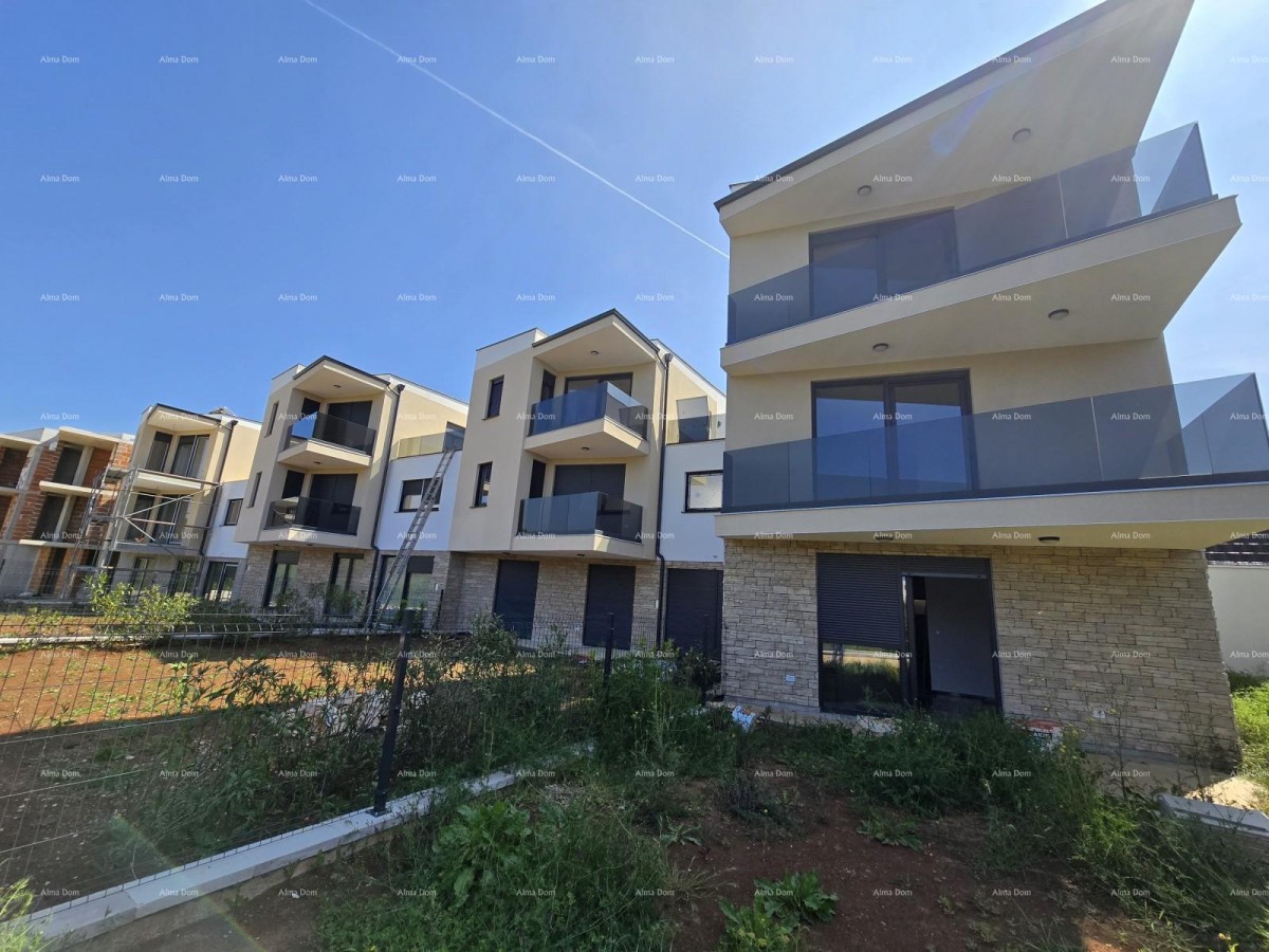 Modernly furnished apartment in Medulin, 2 km from the sea, ideal for families or vacation. 1