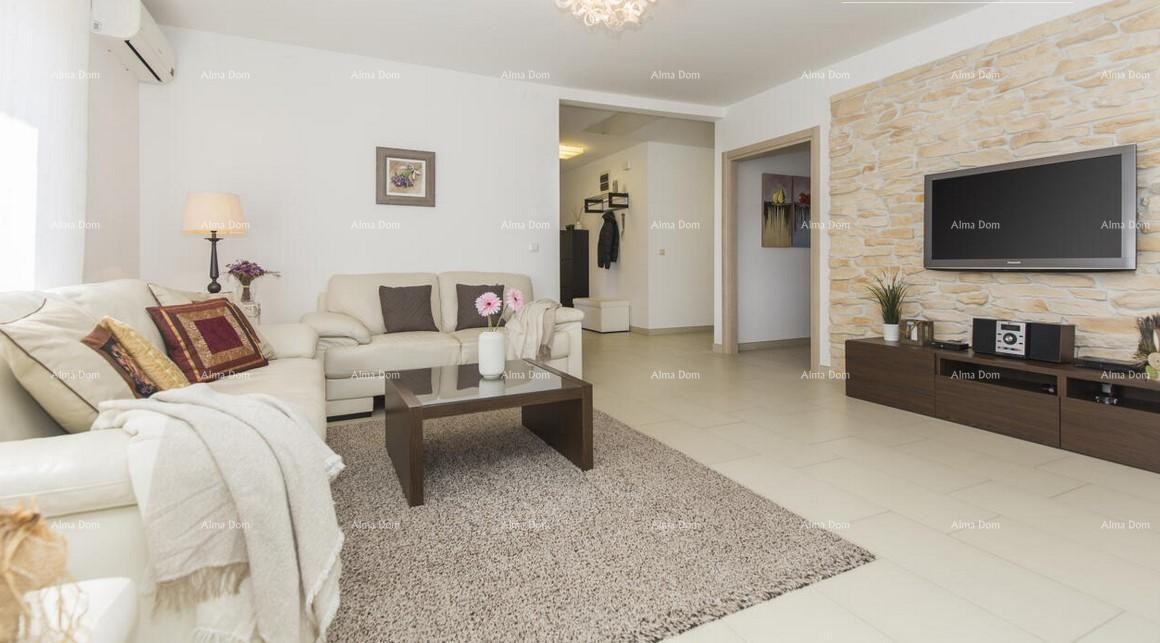 Labin – Uređena pritličnica s bazenom 7