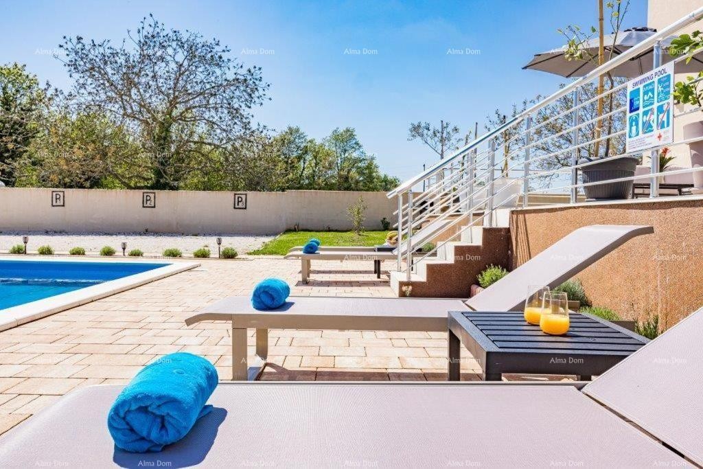 Lussuosa villa con piscina in vendita – Istria, dintorni di Barbana 3