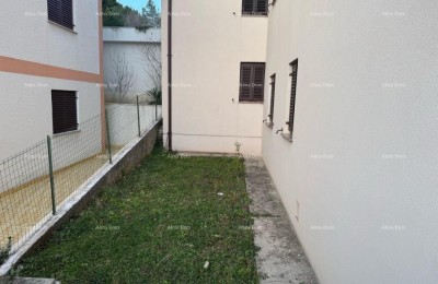 Продажа - квартира на первом этаже с видом на море, Рабац!