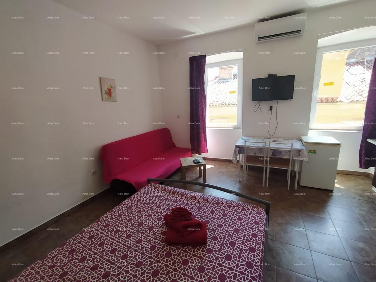 Pula, strogi centar – 90,30 m² | 4 urejena studio apartmaja | Pogled na Zlatna vrata | Uhodano turistično podjetje 7