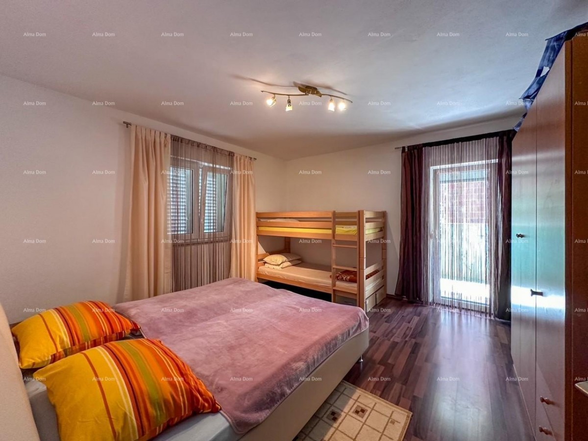 Vendiamo una casa con due appartamenti a Valbandon. 28