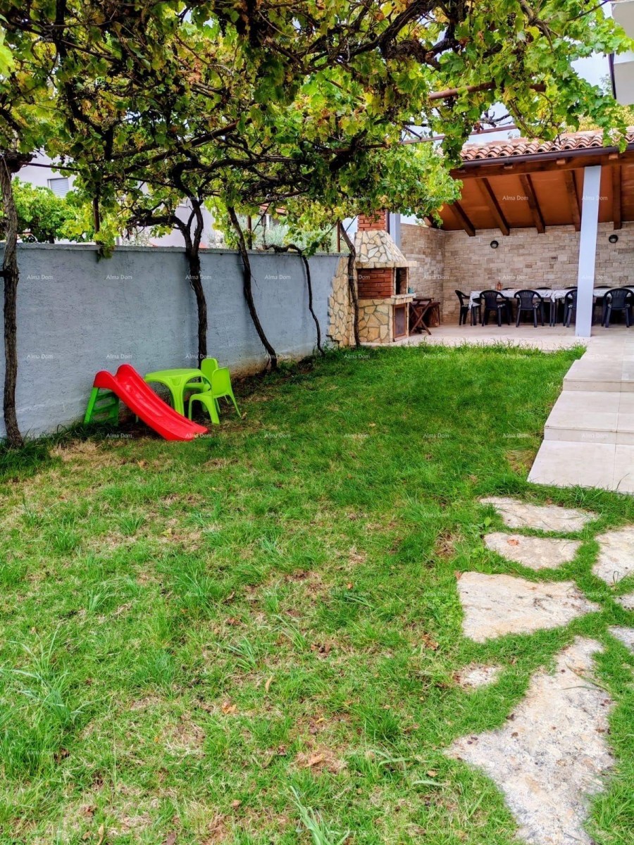 MEDULIN – KUĆA S 3 APARTMANA, ODLIČNA INVESTICIJA! 3